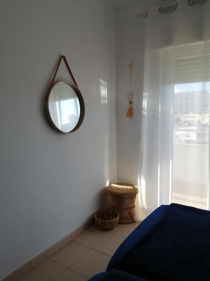 Appartement Vue Sur Mer Et Pieds Dans L'Eau! Portimao Exterior photo
