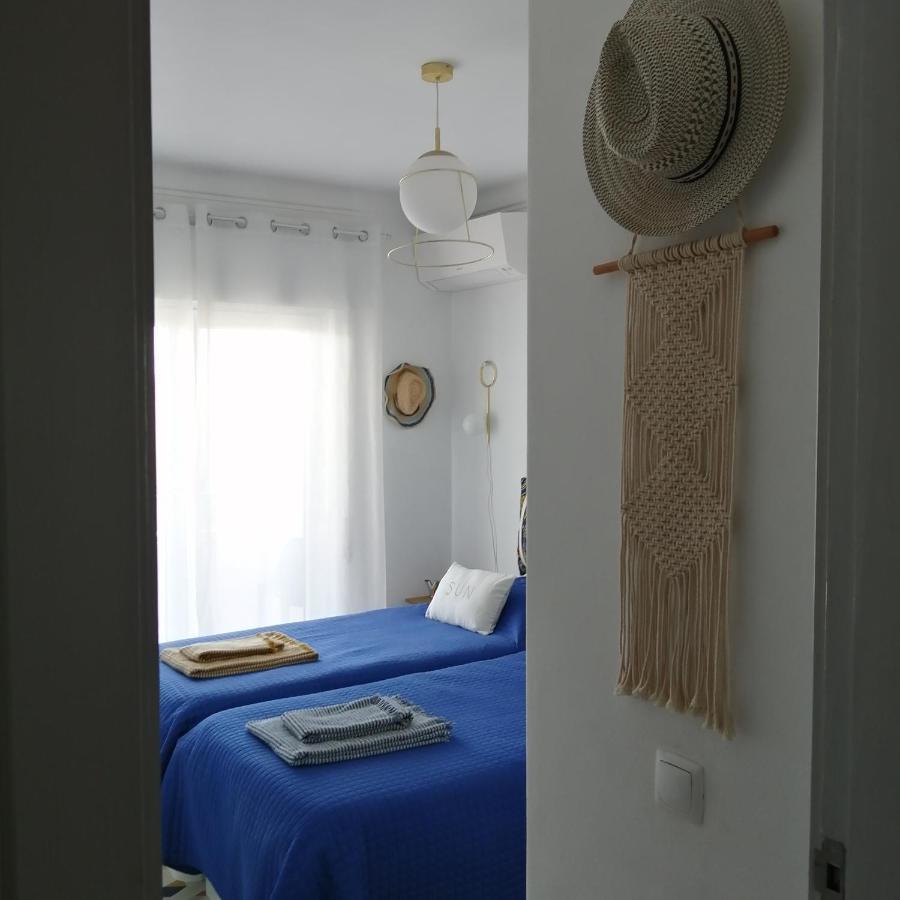 Appartement Vue Sur Mer Et Pieds Dans L'Eau! Portimao Exterior photo